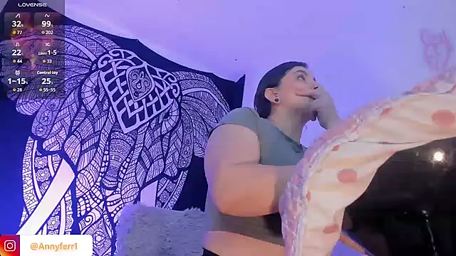 Snapshot of Anny_ferrer1 chatting on November 2025 11:26:01 PM Anny ferrer1 online show from November 2025 11:26:01 PM