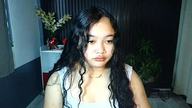 UrFavouriteCravings online show from November 2025 12:54:02 AM