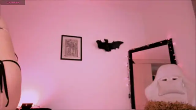 Snapshot of VanessaBlackrose chatting on October 2025 11:47:02 PM VanessaBlackrose online show from October 2025 11:47:02 PM