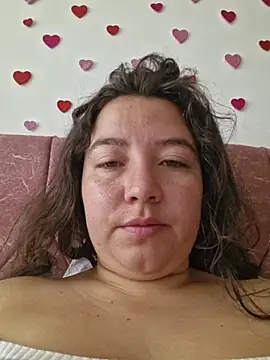 annyaparis online show from February 2026 04:40:01 PM