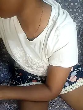 Snapshot of tamil_thaara03 chatting on October 2025 03:31:01 PM tamil thaara03 online show from October 2025 03:31:01 PM