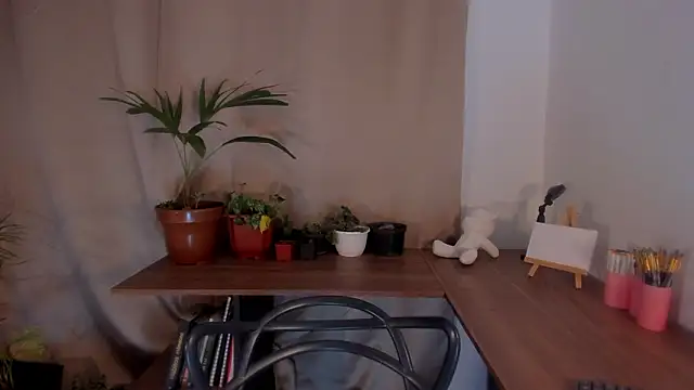 Snapshot of AmaruBloom chatting on March 2026 07:01:02 AM AmaruBloom online show from March 2026 07:01:02 AM