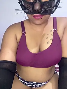 Snapshot of bunny_somya chatting on April 2026 07:59:02 PM bunny somya online show from April 2026 07:59:02 PM