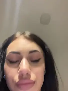 ilariea girl online show from November 2025 09:42:02 PM