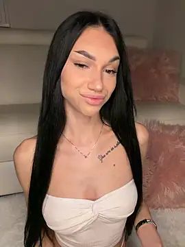 Snapshot of ilariea_girl chatting on March 2026 11:55:02 PM ilariea girl online show from March 2026 11:55:02 PM