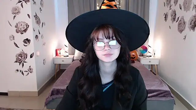 MileyRood online show from October 2025 11:39:02 PM