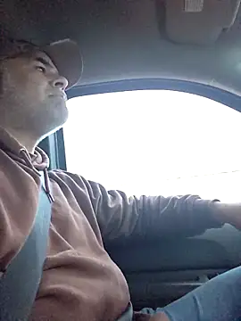 DeeBestEver online show from November 2025 03:01:02 PM