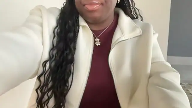 nanaisbackk online show from December 2025 08:21:01 AM