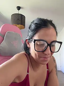 LaPetiteKim online show from March 2026 01:05:02 PM