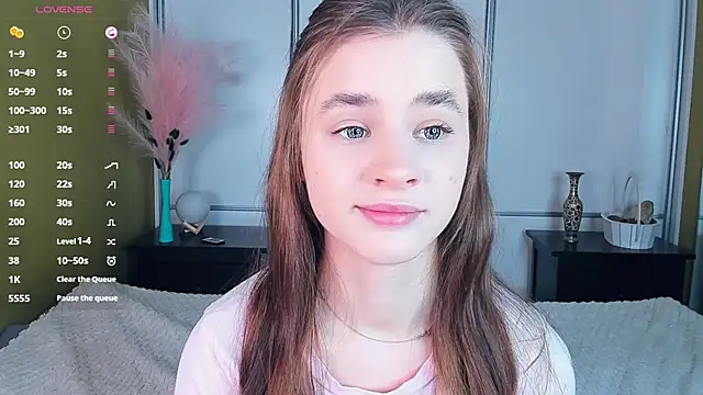 Snapshot of JinnyMcie chatting on March 2026 07:23:01 AM JinnyMcie online show from March 2026 07:23:01 AM