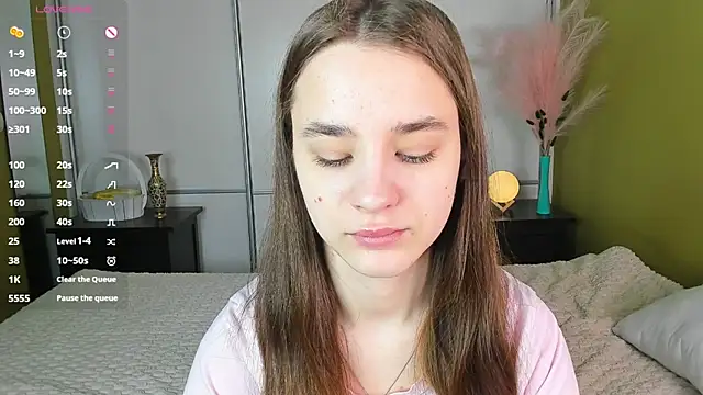 Snapshot of JinnyMcie chatting on March 2026 10:04:01 AM JinnyMcie online show from March 2026 10:04:01 AM