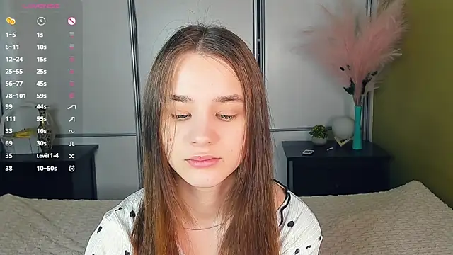 Snapshot of JinnyMcie chatting on April 2026 10:48:01 AM JinnyMcie online show from April 2026 10:48:01 AM