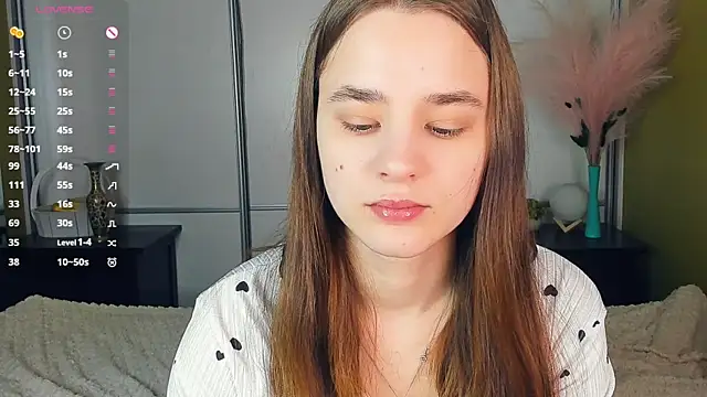 Snapshot of JinnyMcie chatting on April 2026 08:03:01 AM JinnyMcie online show from April 2026 08:03:01 AM