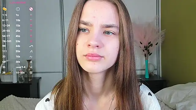 Snapshot of JinnyMcie chatting on April 2026 08:54:01 AM JinnyMcie online show from April 2026 08:54:01 AM