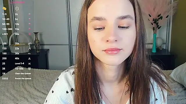 Snapshot of JinnyMcie chatting on April 2026 06:16:01 AM JinnyMcie online show from April 2026 06:16:01 AM