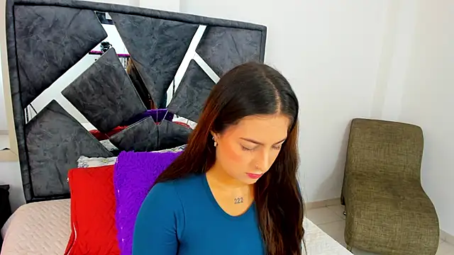 mia fox4 online show from November 2025 12:17:01 PM