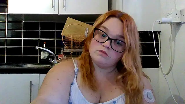 Snapshot of Curvy-AmyX chatting on October 2025 05:21:02 PM Curvy-AmyX online show from October 2025 05:21:02 PM