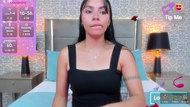 KoralBlum online show from December 2025 01:22:02 AM