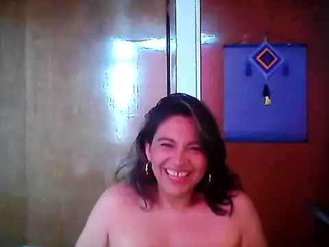 Snapshot of XxAntonellaxxx chatting on December 2025 05:43:02 PM XxAntonellaxxx online show from December 2025 05:43:02 PM