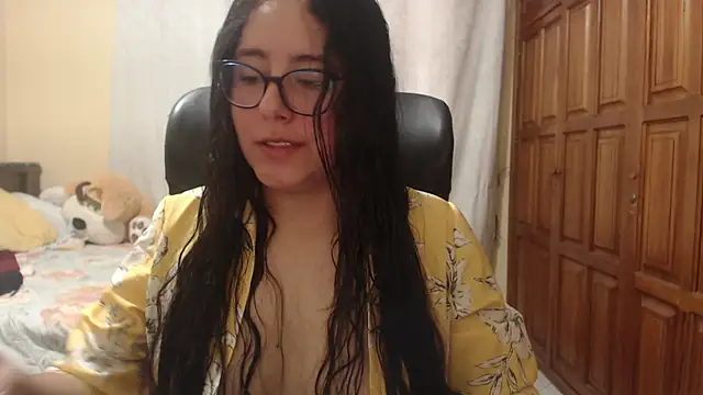Venus cat  online show from May 2026 09:20:02 PM