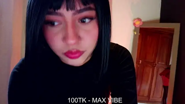 Snapshot of emma_web_ chatting on March 2026 05:30:01 PM emma web online show from March 2026 05:30:01 PM