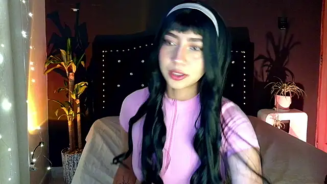 Snapshot of emma_web_ chatting on April 2026 03:48:02 PM emma web online show from April 2026 03:48:02 PM