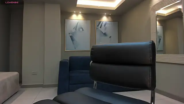 EmilyJohnsonX1 online show from October 2025 03:20:02 AM