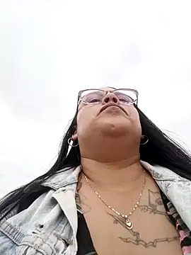 Italia 12 online show from November 2025 08:19:02 PM