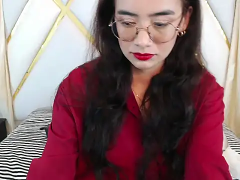 Ariadna Wells online show from December 2025 02:13:02 PM