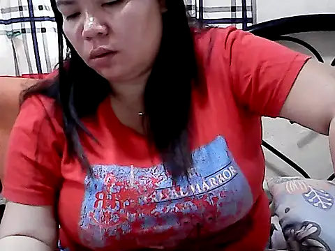 HornyPussie69 online show from April 2026 12:13:02 AM