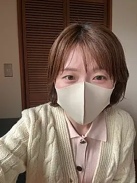 momo yuipu online show from October 2025 01:06:02 AM