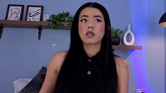 Megan Ritz online show from November 2025 07:24:02 PM