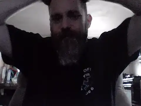 crazyheratic8 online show from February 2026 09:22:01 PM