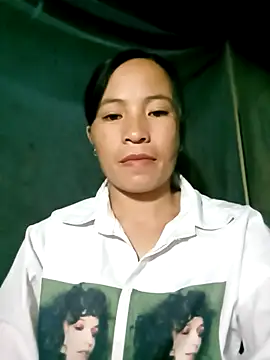 -Lauren- online show from October 2025 02:58:02 PM