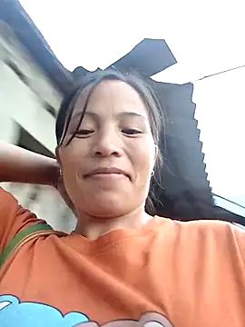 -Lauren- online show from October 2025 10:32:02 AM