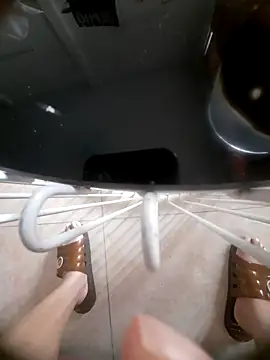 Snapshot of Zun_121 chatting on October 2025 06:02:02 AM Zun 121 online show from October 2025 06:02:02 AM