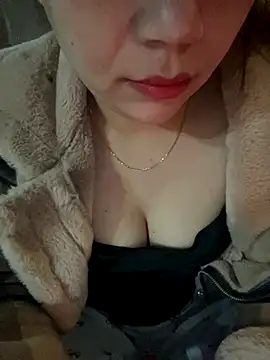 Snapshot of Subita_nice chatting on November 2025 12:44:02 AM Subita nice online show from November 2025 12:44:02 AM