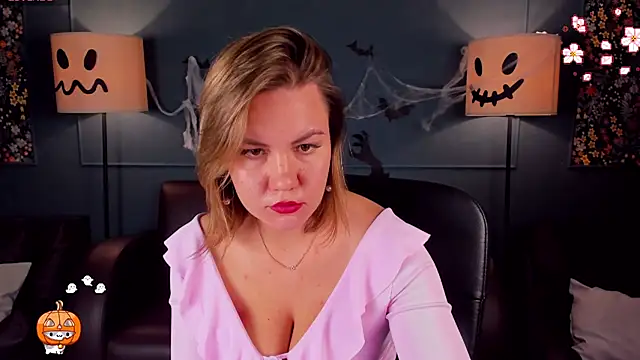 AriaEven online show from November 2025 08:14:02 AM