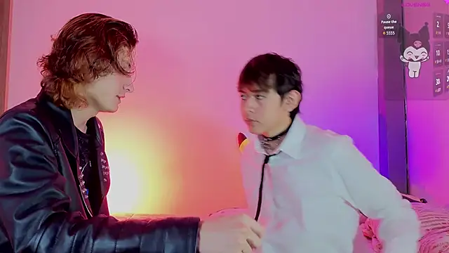 Snapshot of Darcy_and_Stolas chatting on October 2025 02:32:02 AM Darcy and Stolas online show from October 2025 02:32:02 AM