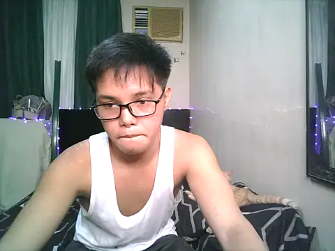 Snapshot of hot_babyboy26 chatting on October 2025 02:13:02 PM hot babyboy26 online show from October 2025 02:13:02 PM