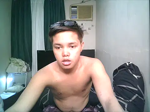 Snapshot of hot_babyboy26 chatting on November 2025 10:37:02 AM hot babyboy26 online show from November 2025 10:37:02 AM