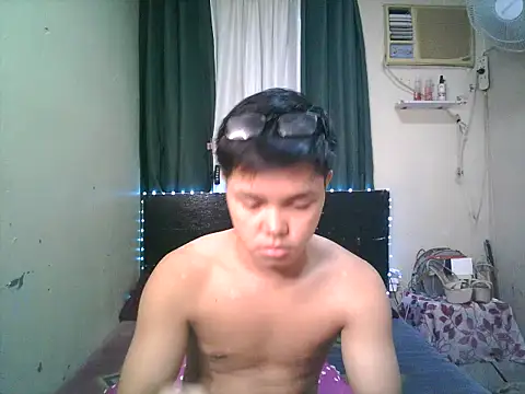 Snapshot of hot_babyboy26 chatting on January 2026 12:09:02 PM hot babyboy26 online show from January 2026 12:09:02 PM