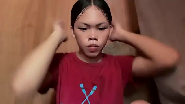 ella foxtrot online show from November 2025 03:17:01 AM