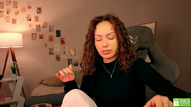 branchwithflowerss online show from October 2025 12:09:01 PM