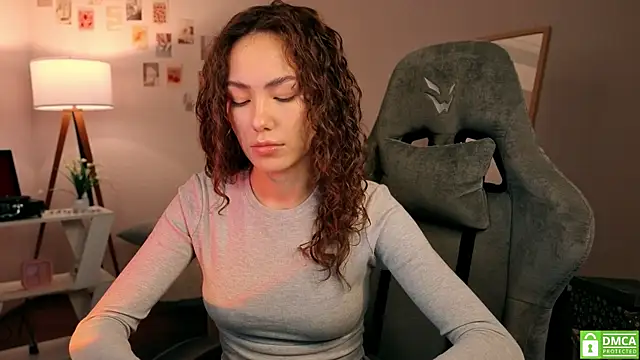 branchwithflowerss online show from November 2025 11:32:01 AM