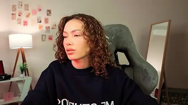 branchwithflowerss online show from December 2025 01:29:02 PM