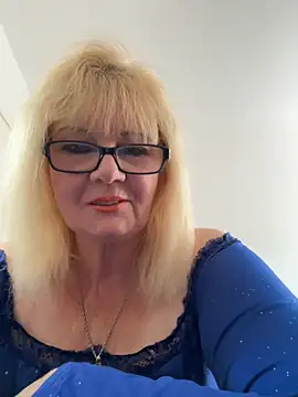 BoloshkaBlonda online show from October 2025 10:34:02 AM