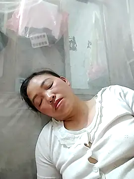 Minkine022 online show from April 2026 06:22:01 PM