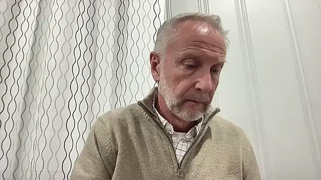 ApolloThrust online show from November 2025 02:47:02 AM