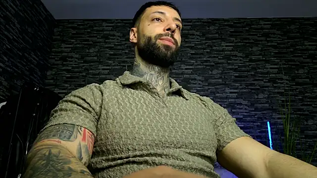 Snapshot of MasculineGuy99 chatting on March 2026 09:03:02 PM MasculineGuy99 online show from March 2026 09:03:02 PM